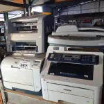 LOTE 057 - 01 SCANNER E 04 IMPRESSORAS MARCAS E MODELOS DIVERSOS PARA RETIRADA DE PEÇAS. (NO ESTADO, LEILÃO NÃO TEM GARANTIA E NEM DEVOLUÇÃO, SUJEITO A POSSÍVEIS AVARIAS VISÍVEIS/OCULTAS E/OU AUSÊNCIA DE COMPONENTES).