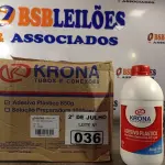 LOTE 036 - 06 FRASCOS DE ADESIVO PLÁSTICO PARA TUBOS E CONEXÕES DE PVC RÍGIDO LINHA ÁGUA FRIA 850G. (NO ESTADO, LEILÃO NÃO TEM GARANTIA E NEM DEVOLUÇÃO, SUJEITO A POSSÍVEIS AVARIAS VISÍVEIS/OCULTAS E/OU AUSÊNCIA DE COMPONENTES).