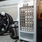 LOTE 043 - 01 UMIDIFICADOR, 01 ESPREMEDOR, 01 PANELA ELÉTRICA E 01 BORRIFADOR MARCAS E MODELOS DIVERSOS PARA RETIRADA DE PEÇAS. (NO ESTADO, LEILÃO NÃO TEM GARANTIA E NEM DEVOLUÇÃO, SUJEITO A POSSÍVEIS AVARIAS VISÍVEIS/OCULTAS E/OU AUSÊNCIA DE COMPONENTES).