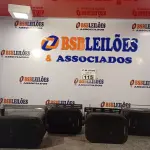LOTE 115 - 04 CAIXAS DE SOM HURRICANE MP-48 BASS REFLEX 2-WAY 8OHM 150W. (NO ESTADO, LEILÃO NÃO TEM GARANTIA E NEM DEVOLUÇÃO, SUJEITO A POSSÍVEIS AVARIAS VISÍVEIS/OCULTAS E/OU AUSÊNCIA DE COMPONENTES).