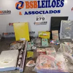 LOTE 279 - 30 - ITENS DE PAPELARIA DIVERSOS (NO ESTADO, NÃO SABEMOS SE FUNCIONA. LEILÃO NÃO TEM GARANTIA E NEM DEVOLUÇÃO, SUJEITO A POSSÍVEIS AVARIAS VISÍVEIS/OCULTAS E/OU AUSÊNCIA DE COMPONENTES)