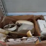 LOTE 032 - 03 VENTILADORES MARCAS E MODELOS DIVERSOS INCOMPLETOS. (NO ESTADO, LEILÃO NÃO TEM GARANTIA E NEM DEVOLUÇÃO, SUJEITO A POSSÍVEIS AVARIAS VISÍVEIS/OCULTAS E/OU AUSÊNCIA DE COMPONENTES).