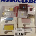 LOTE 014 - 01 POWER BANK, 02 MINI SPEAKER, 01 CAMPAINHA REMOTA E 01 LUZ DE EMERGÊNCIA DE LED. (NO ESTADO, LEILÃO NÃO TEM GARANTIA E NEM DEVOLUÇÃO, SUJEITO A POSSÍVEIS AVARIAS VISÍVEIS/OCULTAS E/OU AUSÊNCIA DE COMPONENTES).