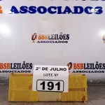 LOTE 191 - 01 BOMBA DE COMBUSTÍVEL ELÉTRICA TIPO MERCEDES. (NO ESTADO, LEILÃO NÃO TEM GARANTIA E NEM DEVOLUÇÃO, SUJEITO A POSSÍVEIS AVARIAS VISÍVEIS/OCULTAS E/OU AUSÊNCIA DE COMPONENTES).