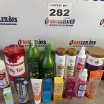 LOTE 282 - 20 - COSMÉTICOS DIVERSOS (NO ESTADO, NÃO SABEMOS SE FUNCIONA. LEILÃO NÃO TEM GARANTIA E NEM DEVOLUÇÃO, SUJEITO A POSSÍVEIS AVARIAS VISÍVEIS/OCULTAS E/OU AUSÊNCIA DE COMPONENTES)
