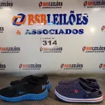 LOTE 314 - 02 – PARES DE CALÇADOS MASCULINO Nº 38 (NO ESTADO, NÃO SABEMOS SE FUNCIONA. LEILÃO NÃO TEM GARANTIA E NEM DEVOLUÇÃO, SUJEITO A POSSÍVEIS AVARIAS VISÍVEIS/OCULTAS E/OU AUSÊNCIA DE COMPONENTES)