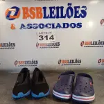 LOTE 314 - 02 – PARES DE CALÇADOS MASCULINO Nº 38 (NO ESTADO, NÃO SABEMOS SE FUNCIONA. LEILÃO NÃO TEM GARANTIA E NEM DEVOLUÇÃO, SUJEITO A POSSÍVEIS AVARIAS VISÍVEIS/OCULTAS E/OU AUSÊNCIA DE COMPONENTES)