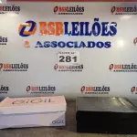LOTE 281 - 02 – PARES DE CALÇADOS FEMININO Nº 37 (NO ESTADO, NÃO SABEMOS SE FUNCIONA. LEILÃO NÃO TEM GARANTIA E NEM DEVOLUÇÃO, SUJEITO A POSSÍVEIS AVARIAS VISÍVEIS/OCULTAS E/OU AUSÊNCIA DE COMPONENTES)