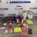 LOTE 354 - 36 - COSMÉTICOS DIVERSOS (NO ESTADO, NÃO SABEMOS SE FUNCIONA. LEILÃO NÃO TEM GARANTIA E NEM DEVOLUÇÃO, SUJEITO A POSSÍVEIS AVARIAS VISÍVEIS/OCULTAS E/OU AUSÊNCIA DE COMPONENTES)