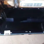 LOTE 058 - 01 TV LG 42” POL PARA RETIRADA DE PEÇAS. (NO ESTADO, LEILÃO NÃO TEM GARANTIA E NEM DEVOLUÇÃO, SUJEITO A POSSÍVEIS AVARIAS VISÍVEIS/OCULTAS E/OU AUSÊNCIA DE COMPONENTES).