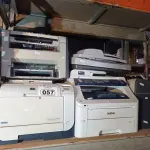 LOTE 057 - 01 SCANNER E 04 IMPRESSORAS MARCAS E MODELOS DIVERSOS PARA RETIRADA DE PEÇAS. (NO ESTADO, LEILÃO NÃO TEM GARANTIA E NEM DEVOLUÇÃO, SUJEITO A POSSÍVEIS AVARIAS VISÍVEIS/OCULTAS E/OU AUSÊNCIA DE COMPONENTES).