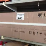 LOTE 285 - 01 LOTE COM GRANDE QUANTIDADE DE LÂMPADAS TUBULARES FLUORESCENTES MARCAS E MODELOS DIVERSOS. (NO ESTADO, LEILÃO NÃO TEM GARANTIA E NEM DEVOLUÇÃO, SUJEITO A POSSÍVEIS AVARIAS VISÍVEIS/OCULTAS E/OU AUSÊNCIA DE COMPONENTES).