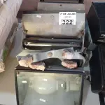 LOTE 322 - 04 LUMINÁRIAS DE PÁTIO. (NO ESTADO, LEILÃO NÃO TEM GARANTIA E NEM DEVOLUÇÃO, SUJEITO A POSSÍVEIS AVARIAS VISÍVEIS/OCULTAS E/OU AUSÊNCIA DE COMPONENTES).