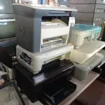 LOTE 321 - 10 IMPRESSORAS MARCAS E MODELOS DIVERSOS PARA RETIRADA DE PEÇAS. (NO ESTADO, LEILÃO NÃO TEM GARANTIA E NEM DEVOLUÇÃO, SUJEITO A POSSÍVEIS AVARIAS VISÍVEIS/OCULTAS E/OU AUSÊNCIA DE COMPONENTES).