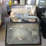 LOTE 322 - 04 LUMINÁRIAS DE PÁTIO. (NO ESTADO, LEILÃO NÃO TEM GARANTIA E NEM DEVOLUÇÃO, SUJEITO A POSSÍVEIS AVARIAS VISÍVEIS/OCULTAS E/OU AUSÊNCIA DE COMPONENTES).