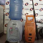LOTE 243 - 01 BEBEDOURO PARA GARRAFÃO E 01 LAVADORA DE ALTA PRESSÃO MARCA WAP MINI PLUS. (NO ESTADO, LEILÃO NÃO TEM GARANTIA E NEM DEVOLUÇÃO, SUJEITO A POSSÍVEIS AVARIAS VISÍVEIS/OCULTAS E/OU AUSÊNCIA DE COMPONENTES).