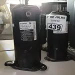 LOTE 439 - 02 MOTORES PARA AR CONDICIONADO. (NO ESTADO, LEILÃO NÃO TEM GARANTIA E NEM DEVOLUÇÃO, SUJEITO A POSSÍVEIS AVARIAS VISÍVEIS/OCULTAS E/OU AUSÊNCIA DE COMPONENTES).
