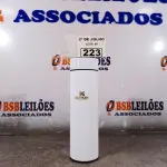 LOTE 223 - 01 GARRAFA TÉRMICA DIGITAL. (NO ESTADO, LEILÃO NÃO TEM GARANTIA E NEM DEVOLUÇÃO, SUJEITO A POSSÍVEIS AVARIAS VISÍVEIS/OCULTAS E/OU AUSÊNCIA DE COMPONENTES).