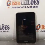 LOTE 224 - 01 TABLET SAMSUNG PARA RETIRADA DE PEÇAS. (NO ESTADO, LEILÃO NÃO TEM GARANTIA E NEM DEVOLUÇÃO, SUJEITO A POSSÍVEIS AVARIAS VISÍVEIS/OCULTAS E/OU AUSÊNCIA DE COMPONENTES).