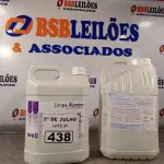 LOTE 438 - 01 GALÃO DE LIMPA ALUMÍNIO E 01 GALÃO DE CLEAN UP FOOD, DETERGENTE ALCALINO PARA MÁQUINAS DE LAVAR LOUÇAS E TALHERES. (NO ESTADO, LEILÃO NÃO TEM GARANTIA E NEM DEVOLUÇÃO, SUJEITO A POSSÍVEIS AVARIAS VISÍVEIS/OCULTAS E/OU AUSÊNCIA DE COMPONENTES).