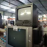LOTE 437 - 03 TV’S DE TUBO MARCAS E MODELOS DIVERSOS PARA RETIRADA DE PEÇAS. (NO ESTADO, LEILÃO NÃO TEM GARANTIA E NEM DEVOLUÇÃO, SUJEITO A POSSÍVEIS AVARIAS VISÍVEIS/OCULTAS E/OU AUSÊNCIA DE COMPONENTES).