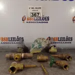 LOTE 367 - 01 LOTE COM VÁRIOS REGISTROS EM METAL. (NO ESTADO, LEILÃO NÃO TEM GARANTIA E NEM DEVOLUÇÃO, SUJEITO A POSSÍVEIS AVARIAS VISÍVEIS/OCULTAS E/OU AUSÊNCIA DE COMPONENTES).