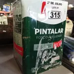 LOTE 315 - 01 LATA DE TINTA IQUINE PINTALAR FOSCO-AVELUDADO INTERIORES 18L NA COR BRANCO GELO. (NO ESTADO, LEILÃO NÃO TEM GARANTIA E NEM DEVOLUÇÃO, SUJEITO A POSSÍVEIS AVARIAS VISÍVEIS/OCULTAS E/OU AUSÊNCIA DE COMPONENTES).