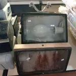LOTE 322 - 04 LUMINÁRIAS DE PÁTIO. (NO ESTADO, LEILÃO NÃO TEM GARANTIA E NEM DEVOLUÇÃO, SUJEITO A POSSÍVEIS AVARIAS VISÍVEIS/OCULTAS E/OU AUSÊNCIA DE COMPONENTES).
