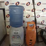 LOTE 243 - 01 BEBEDOURO PARA GARRAFÃO E 01 LAVADORA DE ALTA PRESSÃO MARCA WAP MINI PLUS. (NO ESTADO, LEILÃO NÃO TEM GARANTIA E NEM DEVOLUÇÃO, SUJEITO A POSSÍVEIS AVARIAS VISÍVEIS/OCULTAS E/OU AUSÊNCIA DE COMPONENTES).