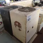 LOTE 421 - 02 CHOPEIRAS SENDO DE 02 E 01 VIA COM AVARIAS. (NO ESTADO, LEILÃO NÃO TEM GARANTIA E NEM DEVOLUÇÃO, SUJEITO A POSSÍVEIS AVARIAS VISÍVEIS/OCULTAS E/OU AUSÊNCIA DE COMPONENTES).
