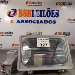 LOTE 327 - 01 LUMINÁRIA DE PÁTIO. (NO ESTADO, LEILÃO NÃO TEM GARANTIA E NEM DEVOLUÇÃO, SUJEITO A POSSÍVEIS AVARIAS VISÍVEIS/OCULTAS E/OU AUSÊNCIA DE COMPONENTES).
