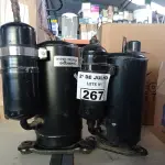 LOTE 267 - 02 MOTORES PARA AR CONDICIONADO. (NO ESTADO, LEILÃO NÃO TEM GARANTIA E NEM DEVOLUÇÃO, SUJEITO A POSSÍVEIS AVARIAS VISÍVEIS/OCULTAS E/OU AUSÊNCIA DE COMPONENTES).