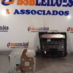 LOTE 379 - 01 CENTRAL MULTIMIDIA. (NO ESTADO, LEILÃO NÃO TEM GARANTIA E NEM DEVOLUÇÃO, SUJEITO A POSSÍVEIS AVARIAS VISÍVEIS/OCULTAS E/OU AUSÊNCIA DE COMPONENTES).