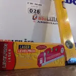 LOTE 028 - 01 NÍVEL A LASER E 01 NÍVEL DE MÃO. (NO ESTADO, LEILÃO NÃO TEM GARANTIA E NEM DEVOLUÇÃO, SUJEITO A POSSÍVEIS AVARIAS VISÍVEIS/OCULTAS E/OU AUSÊNCIA DE COMPONENTES).