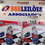 LOTE 102 - 02 BONECOS JOÃO TEIMOSO CORRIDA DIVERTIDA.  (NO ESTADO, LEILÃO NÃO TEM GARANTIA E NEM DEVOLUÇÃO, SUJEITO A POSSÍVEIS AVARIAS VISÍVEIS/OCULTAS E/OU AUSÊNCIA DE COMPONENTES).