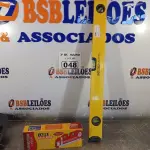 LOTE 048 - 01 NÍVEL A LASER E 01 NÍVEL DE MÃO. (NO ESTADO, LEILÃO NÃO TEM GARANTIA E NEM DEVOLUÇÃO, SUJEITO A POSSÍVEIS AVARIAS VISÍVEIS/OCULTAS E/OU AUSÊNCIA DE COMPONENTES).