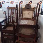 LOTE 151 - 04 CADEIRAS EM MADEIRA TORNEADA COM FIBRAS SINTÉTICAS. (NO ESTADO, LEILÃO NÃO TEM GARANTIA E NEM DEVOLUÇÃO, SUJEITO A POSSÍVEIS AVARIAS VISÍVEIS/OCULTAS E/OU AUSÊNCIA DE COMPONENTES).