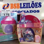 LOTE 179 - 01 BONECA KATIE’S SUPER HOUSE. (NO ESTADO, LEILÃO NÃO TEM GARANTIA E NEM DEVOLUÇÃO, SUJEITO A POSSÍVEIS AVARIAS VISÍVEIS/OCULTAS E/OU AUSÊNCIA DE COMPONENTES).