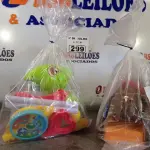 LOTE 299 - 01 CACHORRINHO E 01 DINOSSAURO. (NO ESTADO, LEILÃO NÃO TEM GARANTIA E NEM DEVOLUÇÃO, SUJEITO A POSSÍVEIS AVARIAS VISÍVEIS/OCULTAS E/OU AUSÊNCIA DE COMPONENTES).