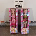 LOTE 204 - 02 BONECAS BELINDA. (NO ESTADO, LEILÃO NÃO TEM GARANTIA E NEM DEVOLUÇÃO, SUJEITO A POSSÍVEIS AVARIAS VISÍVEIS/OCULTAS E/OU AUSÊNCIA DE COMPONENTES).