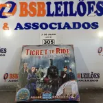 LOTE 305 - 01 JOGO DE TABULEIRO, TICKET TO RIDE. (NO ESTADO, LEILÃO NÃO TEM GARANTIA E NEM DEVOLUÇÃO, SUJEITO A POSSÍVEIS AVARIAS VISÍVEIS/OCULTAS E/OU AUSÊNCIA DE COMPONENTES).