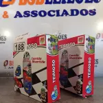 LOTE 188 - 02 BONECOS JOÃO TEIMOSO CORRIDA DIVERTIDA.  (NO ESTADO, LEILÃO NÃO TEM GARANTIA E NEM DEVOLUÇÃO, SUJEITO A POSSÍVEIS AVARIAS VISÍVEIS/OCULTAS E/OU AUSÊNCIA DE COMPONENTES).