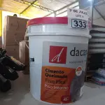 LOTE 333 - 01 BALDE DE CIMENTO QUEIMADO PISO FLEX DACAPÓ 25KG. (NO ESTADO, LEILÃO NÃO TEM GARANTIA E NEM DEVOLUÇÃO, SUJEITO A POSSÍVEIS AVARIAS VISÍVEIS/OCULTAS E/OU AUSÊNCIA DE COMPONENTES).
