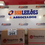 LOTE 264 - 02 CAIXAS COM BISNAGAS DE ÁLCOOL ETÍLICO HIDRATADO 70% COM 30 UNIDADES CADA. (NO ESTADO, LEILÃO NÃO TEM GARANTIA E NEM DEVOLUÇÃO, SUJEITO A POSSÍVEIS AVARIAS VISÍVEIS/OCULTAS E/OU AUSÊNCIA DE COMPONENTES).