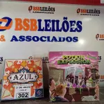 LOTE 302 - 02 JOGOS DE TABULEIRO. (NO ESTADO, LEILÃO NÃO TEM GARANTIA E NEM DEVOLUÇÃO, SUJEITO A POSSÍVEIS AVARIAS VISÍVEIS/OCULTAS E/OU AUSÊNCIA DE COMPONENTES).