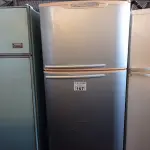 LOTE 167 - 01 GELADEIRA MARCA ELECTROLUX 220V. (NO ESTADO, LEILÃO NÃO TEM GARANTIA E NEM DEVOLUÇÃO, SUJEITO A POSSÍVEIS AVARIAS VISÍVEIS/OCULTAS E/OU AUSÊNCIA DE COMPONENTES).