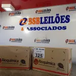 LOTE 325 - 02 CAIXAS COM BISNAGAS DE ÁLCOOL ETÍLICO HIDRATADO 70% COM 30 UNIDADES CADA. (NO ESTADO, LEILÃO NÃO TEM GARANTIA E NEM DEVOLUÇÃO, SUJEITO A POSSÍVEIS AVARIAS VISÍVEIS/OCULTAS E/OU AUSÊNCIA DE COMPONENTES).