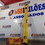 LOTE 028 - 01 NÍVEL A LASER E 01 NÍVEL DE MÃO. (NO ESTADO, LEILÃO NÃO TEM GARANTIA E NEM DEVOLUÇÃO, SUJEITO A POSSÍVEIS AVARIAS VISÍVEIS/OCULTAS E/OU AUSÊNCIA DE COMPONENTES).