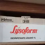 LOTE 315 - 12 LITROS DE DESINFETANTE LYSOFORM. (NO ESTADO, LEILÃO NÃO TEM GARANTIA E NEM DEVOLUÇÃO, SUJEITO A POSSÍVEIS AVARIAS VISÍVEIS/OCULTAS E/OU AUSÊNCIA DE COMPONENTES).