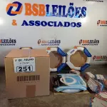 LOTE 251 - 10 LÂMPADAS FLUORESCENTES CIRCULARES 6.400K 22W COM 10 REATORES. (NO ESTADO, LEILÃO NÃO TEM GARANTIA E NEM DEVOLUÇÃO, SUJEITO A POSSÍVEIS AVARIAS VISÍVEIS/OCULTAS E/OU AUSÊNCIA DE COMPONENTES).